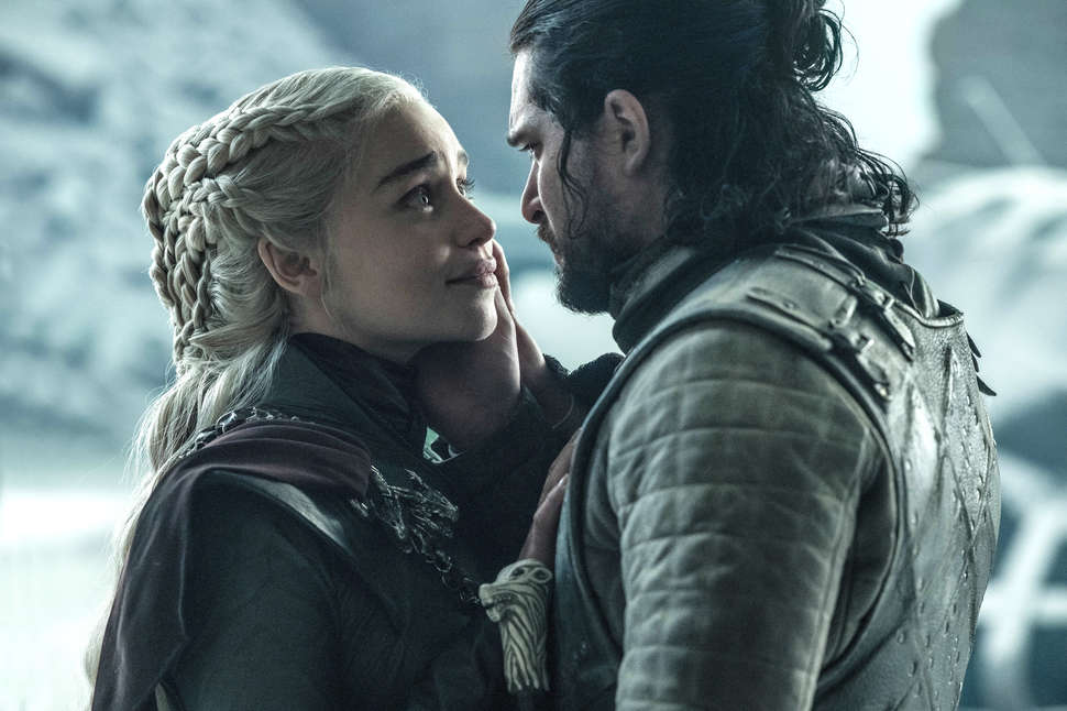 Underdog recommendet Emilia Clarke real sex scene - Game of Thrones.